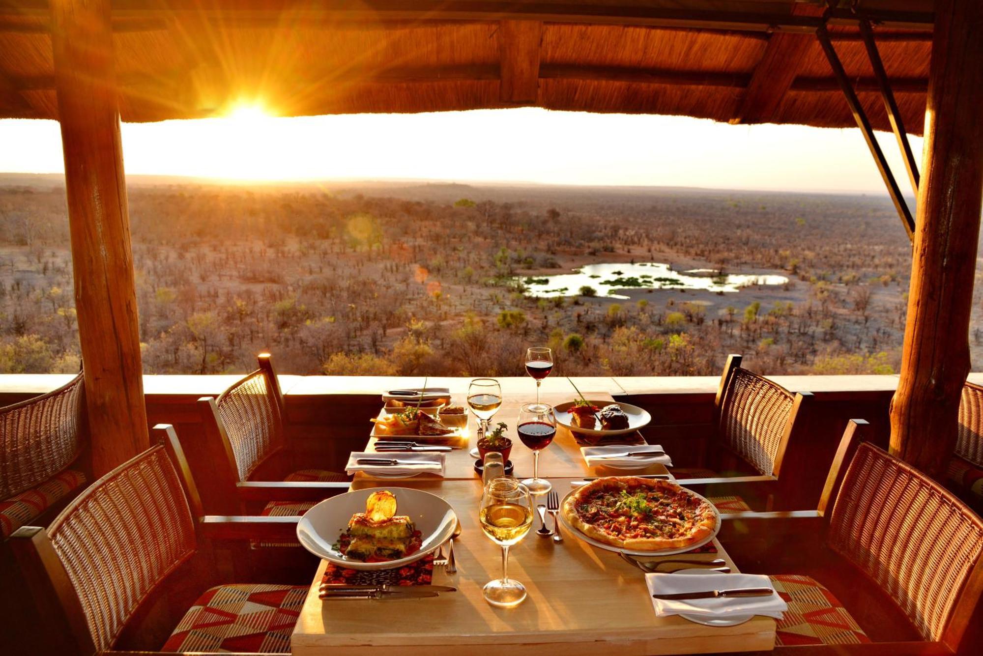 Victoria Falls Safari Suites Exterior foto