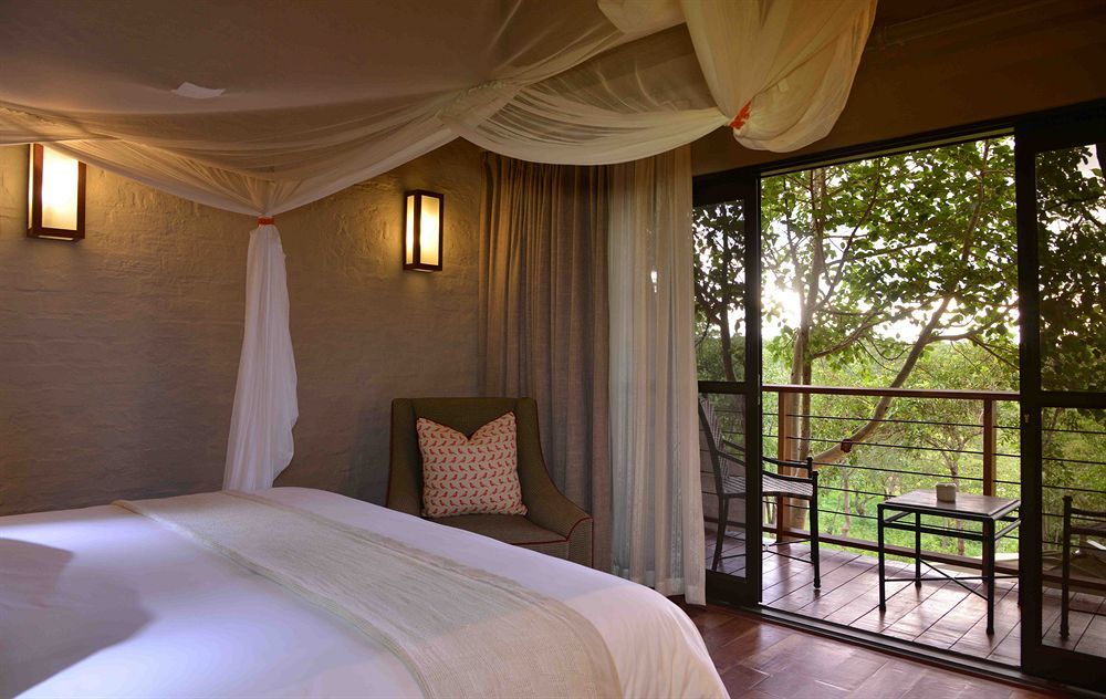 Victoria Falls Safari Suites Exterior foto